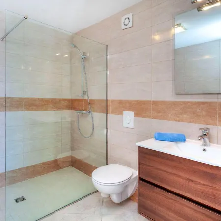 Vuiton By Interhome * Lloret de Mar